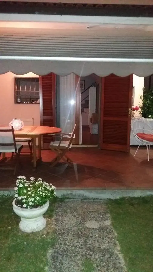 Sole Mare Versilia Cinquale Italy
