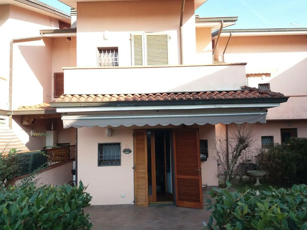 Sole Mare Versilia Cinquale Villa